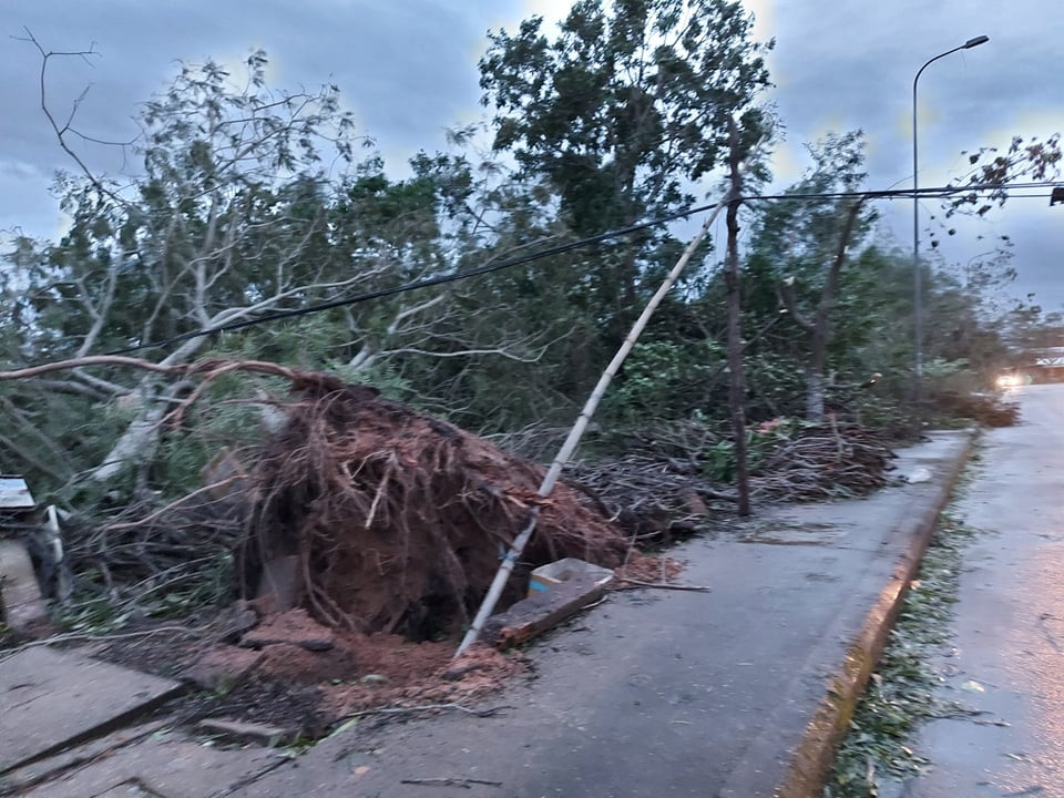 Hình ảnh Quảng Nam tan hoang sau bão số 9 ảnh 4