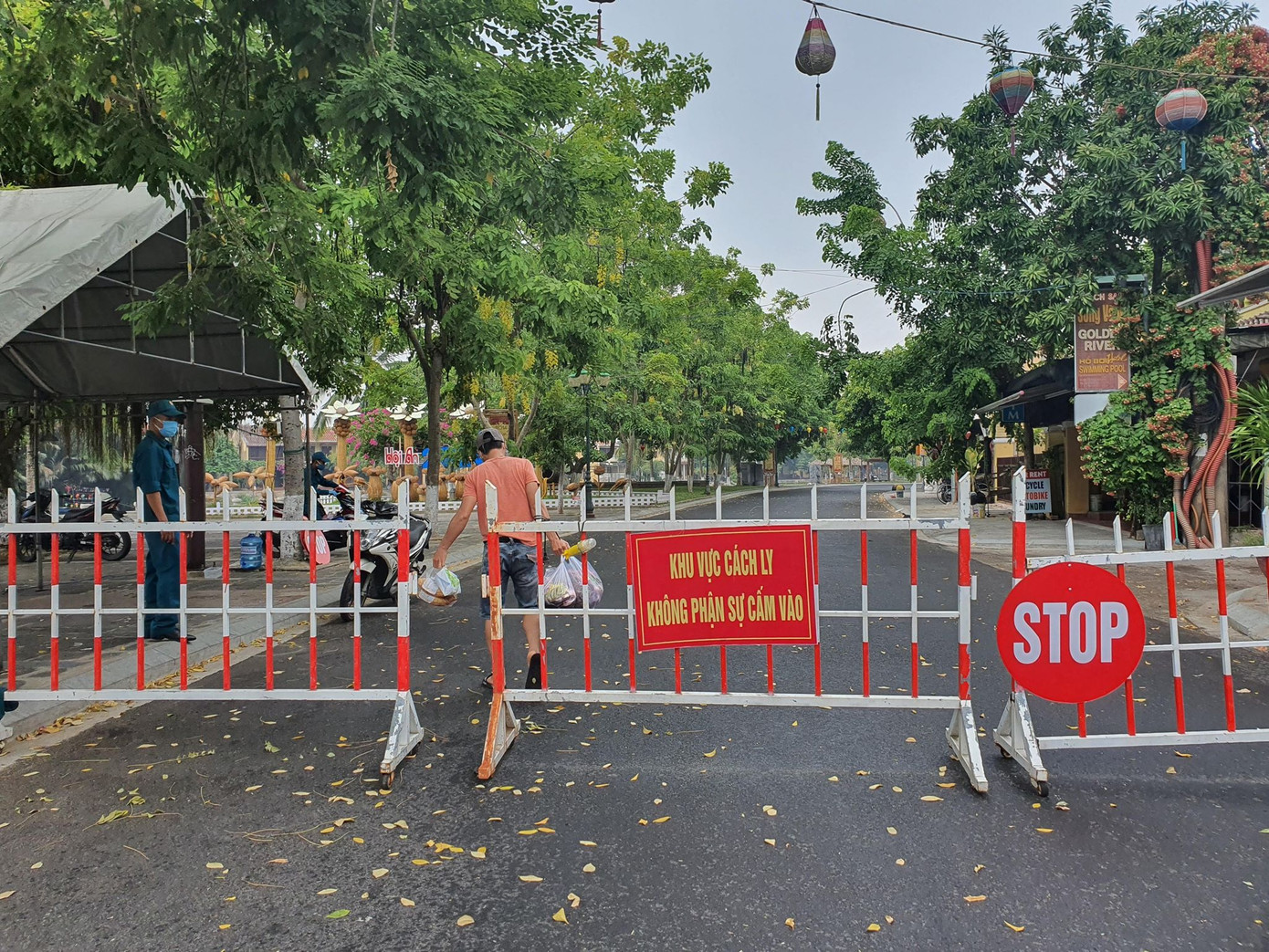 Hội An kêu gọi bác sĩ về hưu, sinh viên Y khoa chung tay chống dịch ảnh 1