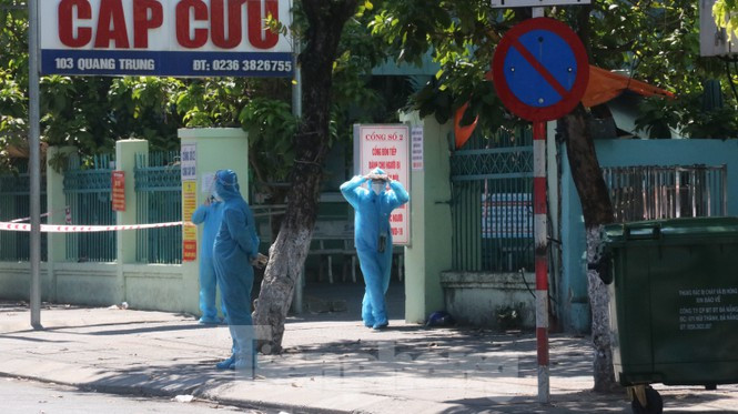 Nhân viên y tế Quảng Nam mắc COVID, tiếp xúc nhiều người ảnh 1