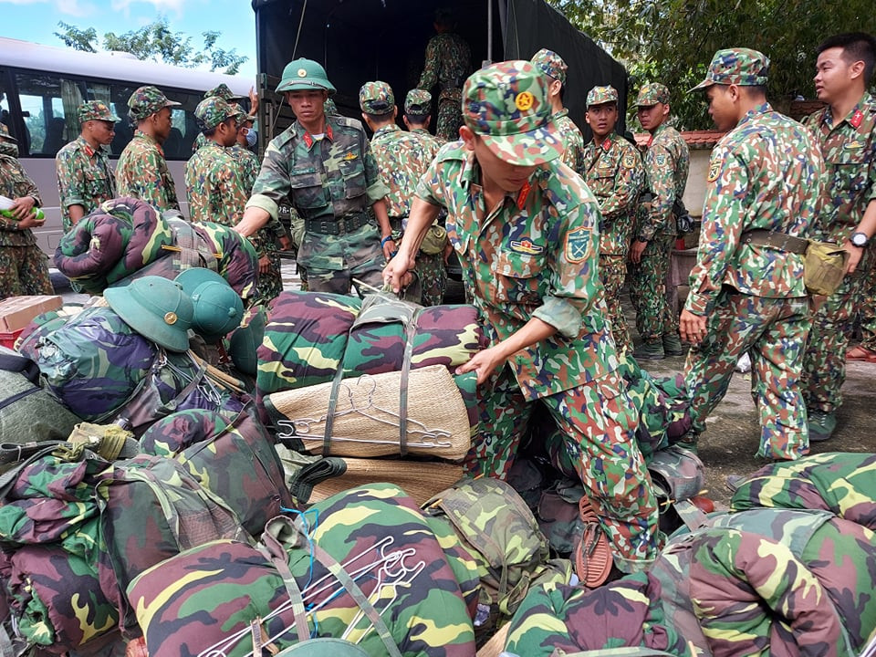 Quân đội hành quân vào Trà Leng, tìm kiếm cứu hộ người mất tích ảnh 8 Quân đội hành quân vào Trà Leng, tìm kiếm cứu hộ người mất tích ảnh 8