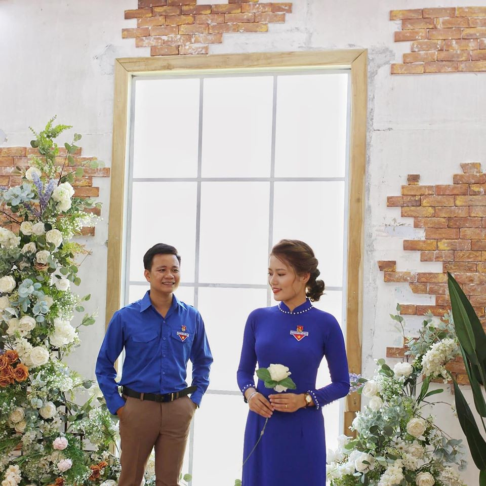 Độc đáo bộ ảnh cưới áo xanh thanh niên của cặp đôi cán bộ Đoàn ảnh 1