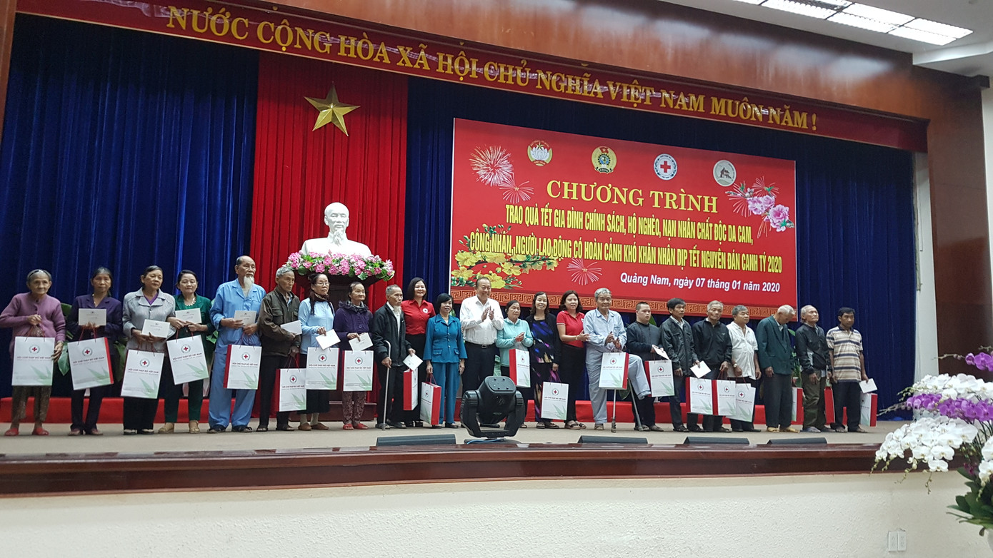 Phó Thủ tướng tặng quà Tết cho gia đình chính sách, người nghèo ở Quảng Nam ảnh 2
