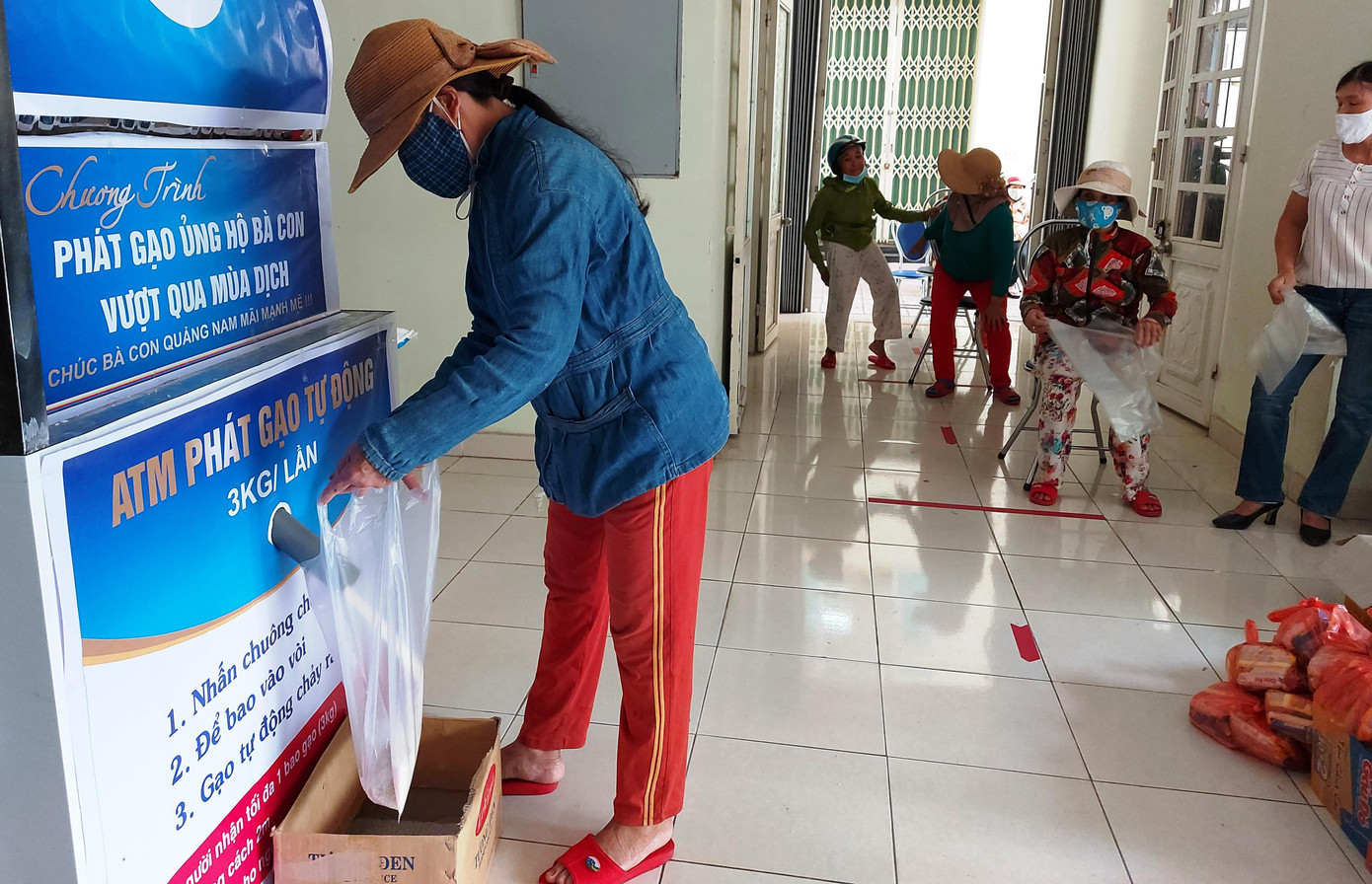 ATM gạo nghĩa tình ở Quảng Nam giữa mùa COVID - 19 ảnh 5