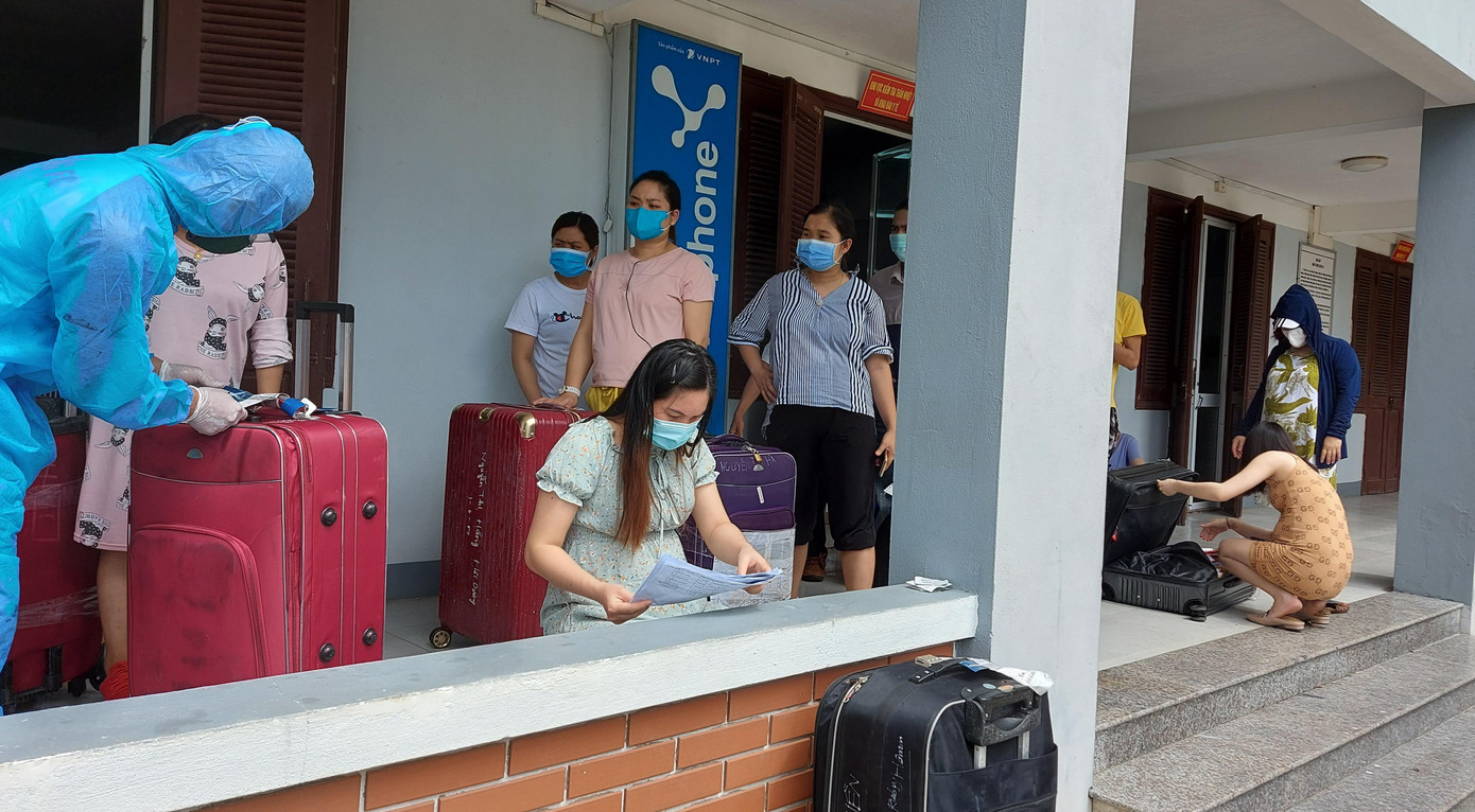 Hàng trăm thai phụ từ Đài Loan về Việt Nam cách ly: ‘Mừng rơi nước mắt’ ảnh 1