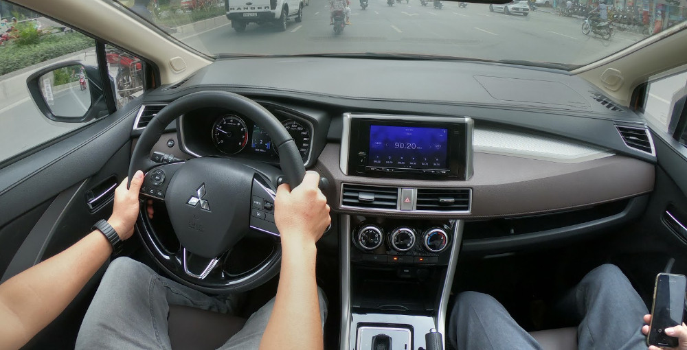 Trải nghiệm Xpander Cross: MPV đa dụng, đậm chất thể thao ảnh 1