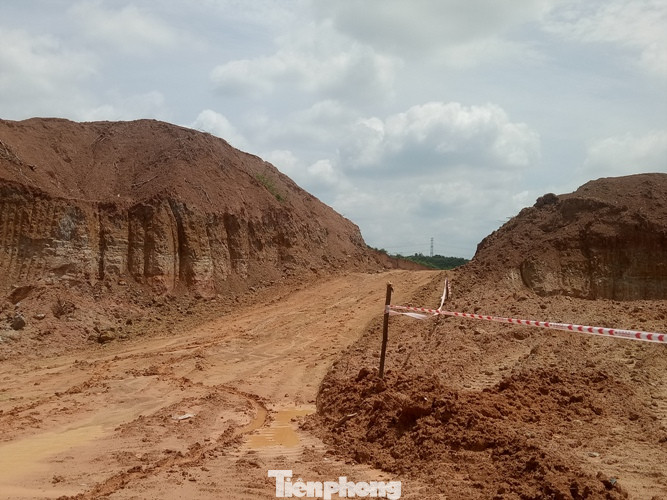 Ngang nhiên ‘dời’ cả khu đồi rộng gần 2 ha mang đi bán ảnh 2