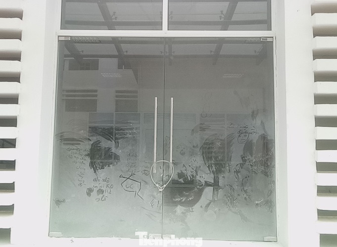 Cận cảnh 3 bệnh viện gần nghìn tỉ xây xong bỏ hoang ảnh 4