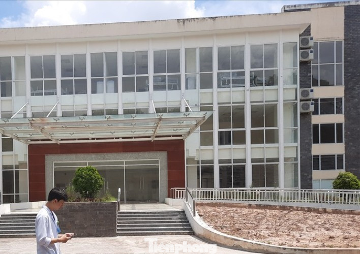Bệnh viện trăm tỉ đồng ở Bình Dương bị từ chối tiếp nhận ảnh 1