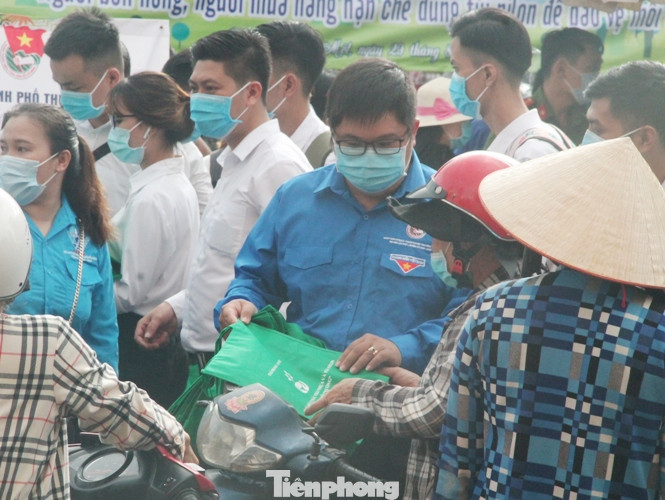 Tuổi trẻ Bình Dương vì môi trường xanh, chung tay đẩy lùi COVID-19 ảnh 12