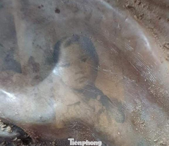 Phát hiện hài cốt liệt sĩ cùng nhiều di vật trong vườn cao su ở Bình Dương ảnh 8