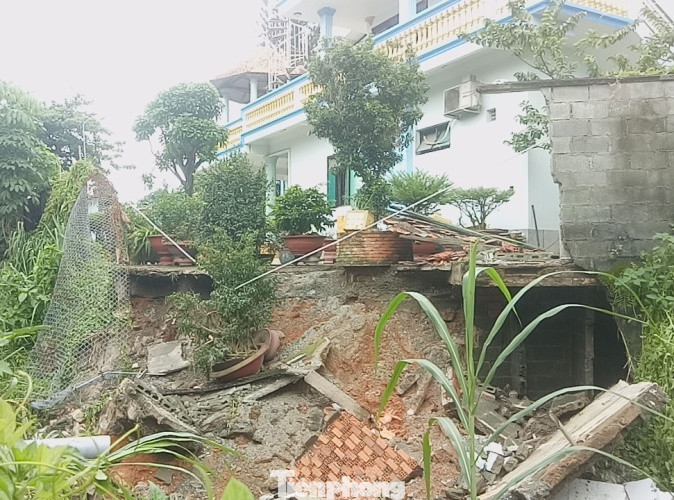 Dự án cống thoát nước dừng giữa chừng, nước lớn làm sập nhà dân ảnh 3