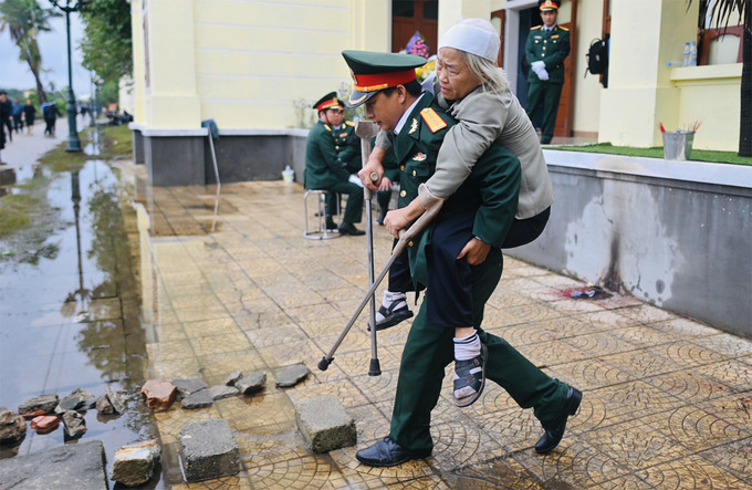 Lễ viếng 13 liệt sĩ: Vĩnh biệt những người con dũng cảm của Tổ quốc ảnh 7