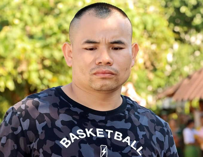 Tài xế ôtô chở ma tuý đâm cảnh sát văng qua capô ảnh 1