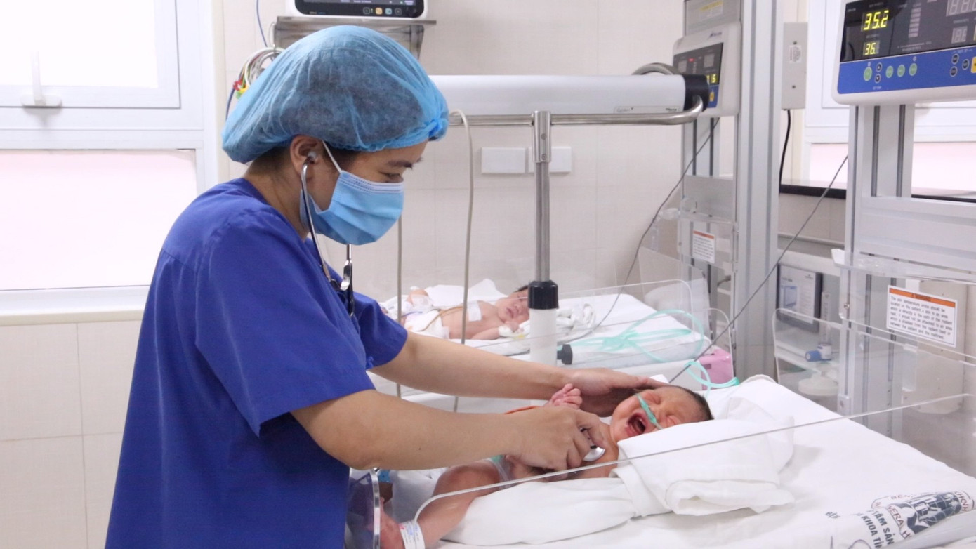 Hàng trăm người ‘thoát’ cách ly, tin ‘đặc biệt’ về 4 ca mắc COVID-19 ở Việt Nam ảnh 2 Hàng trăm người ‘thoát’ cách ly, tin ‘đặc biệt’ về 4 ca mắc COVID-19 ở Việt Nam ảnh 2