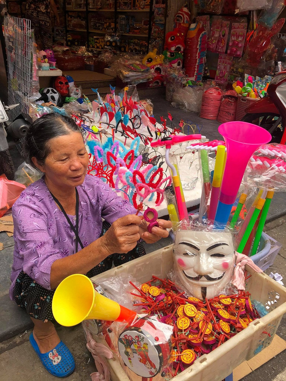 Đồ chơi Trung thu truyền thống được ưa chuộng trở lại ảnh 4