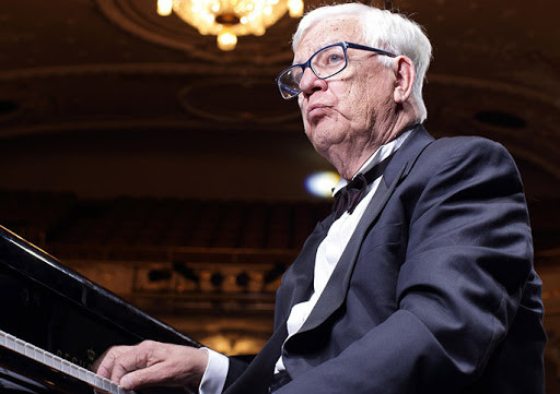 Tổng thống Latvia đích thân chúc mừng sinh nhật tác giả ‘Triệu đóa hồng’ ảnh 3