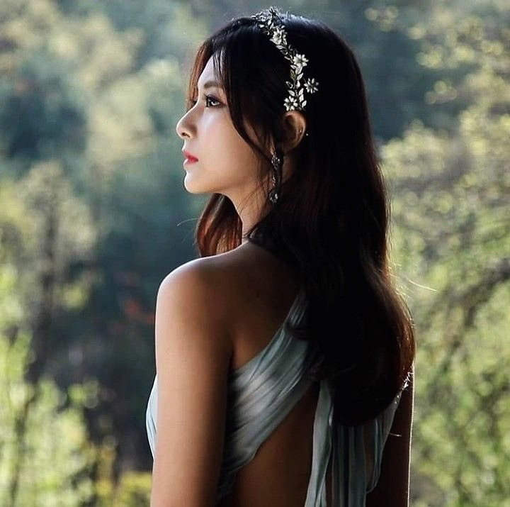 Nữ idol K-pop sở hữu gương mặt được phụ nữ Nhật Bản khao khát nhất ảnh 2