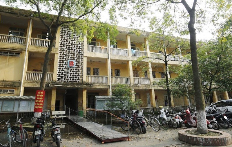 Cận cảnh trường Trương Định xuống cấp chờ sập, dự án cải tạo vướng thủ tục ảnh 10