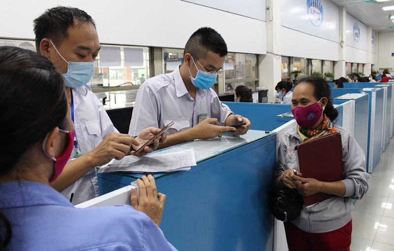 Buộc khai báo y tế điện tử, nhà xe trình điện thoại 'cùi bắp' ảnh 5