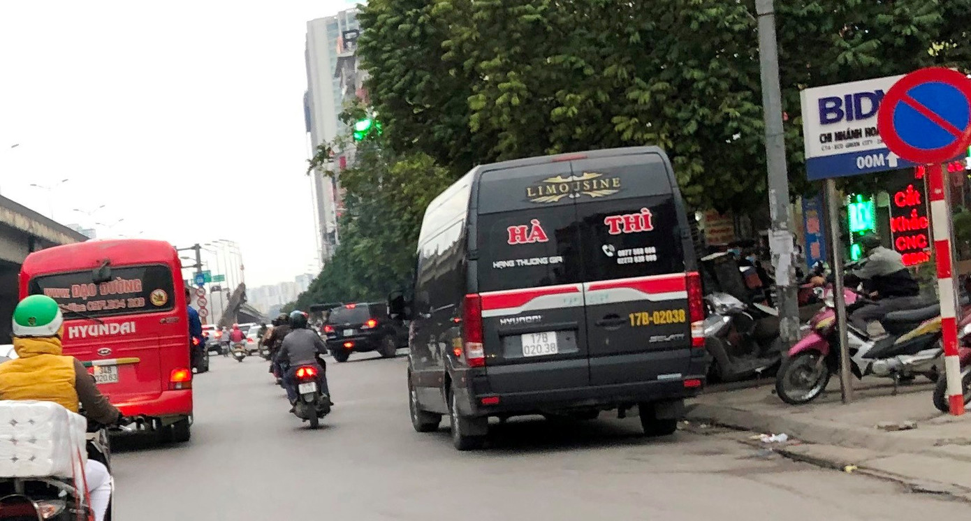 Nhiều xe khách hoạt động như 'xe vua' trên đường ảnh 10