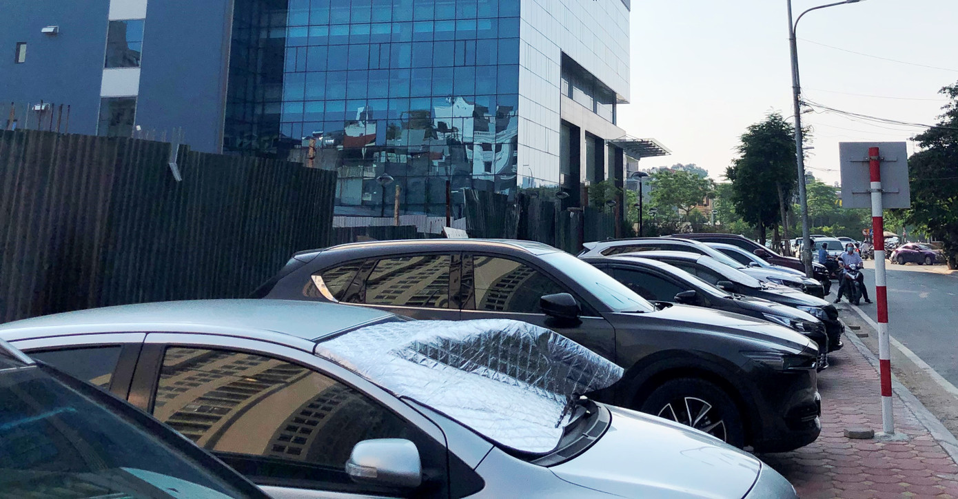 Khốn khổ tìm nơi đỗ xe tại khu liên cơ Võ Chí Công ảnh 6