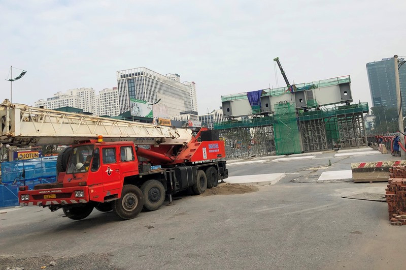 Đường tắc nhưng công trường giao thông vẫn 'nguội lạnh' sau Tết ảnh 7