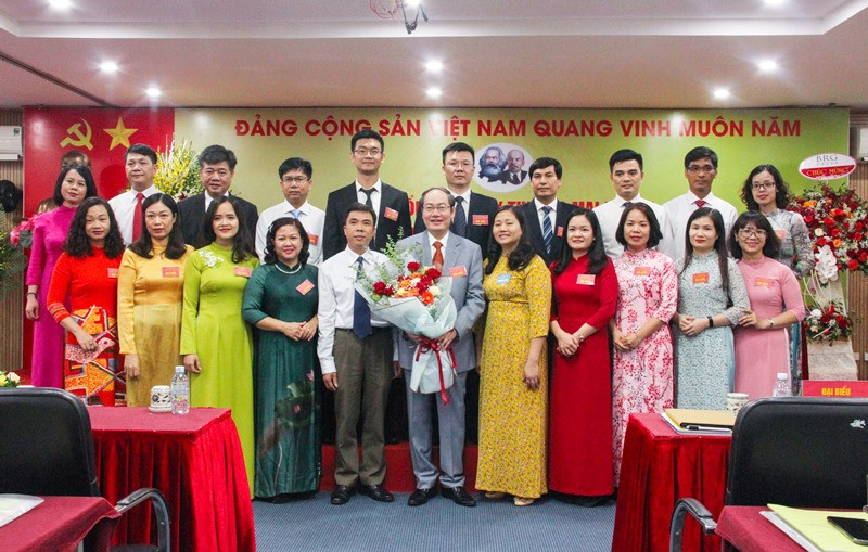 Ông Vũ Thanh Sơn làm Bí thư Đảng ủy Tổng Công ty Hapro ảnh 2