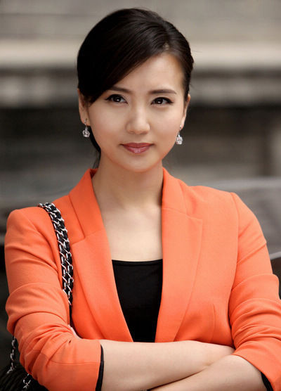 Một “Điêu Thuyền vạn người mê” âm thầm gả vào hào môn, U40 vẫn đẹp rạng ngời, viên mãn ảnh 15