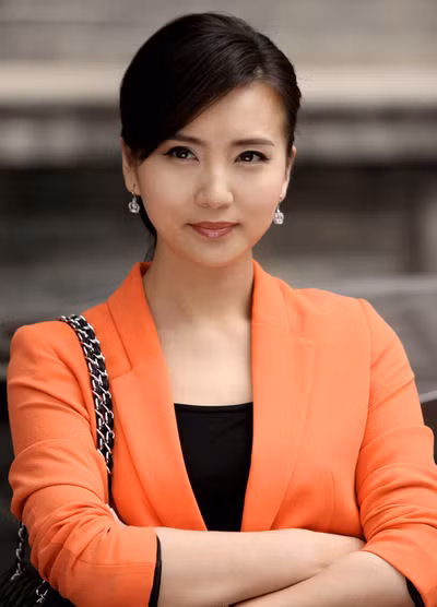 Một “Điêu Thuyền vạn người mê” âm thầm gả vào hào môn, U40 vẫn đẹp rạng ngời, viên mãn ảnh 15