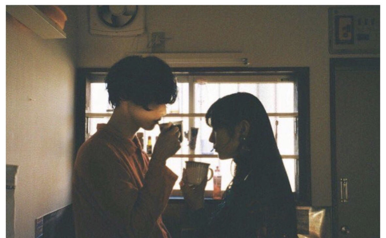 Cả câu em nói ''em yêu anh'' cũng không còn ý nghĩa với anh nữa. Cảm ơn vì sự hiện diện của anh...! ảnh 3