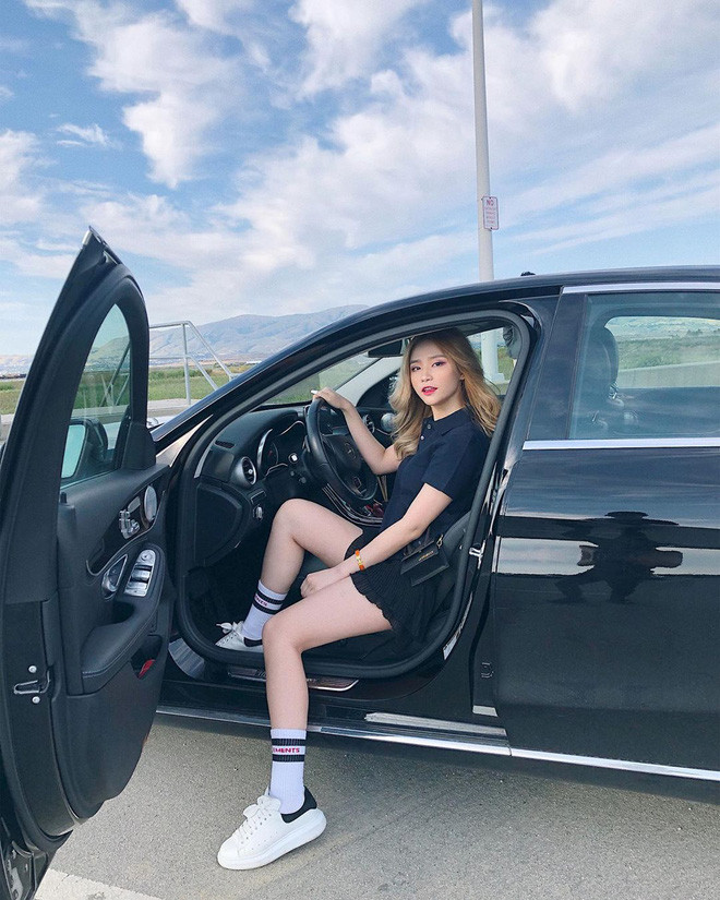 Khi bạn đang bận l&#234;n mạng t&#225;n d&#243;c mỗi ng&#224;y, nhiều g&#225;i đẹp đ&#227; c&#243; nh&#224; c&#243; xe từ năm 19 tuổi - Ảnh 13.