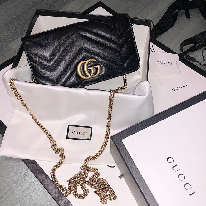 Khi bạn đang bận l&#234;n mạng t&#225;n d&#243;c mỗi ng&#224;y, nhiều g&#225;i đẹp đ&#227; c&#243; nh&#224; c&#243; xe từ năm 19 tuổi - Ảnh 17.