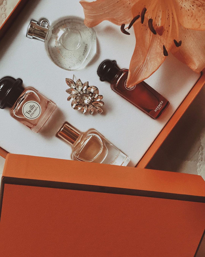 Khi bạn đang bận l&#234;n mạng t&#225;n d&#243;c mỗi ng&#224;y, nhiều g&#225;i đẹp đ&#227; c&#243; nh&#224; c&#243; xe từ năm 19 tuổi - Ảnh 5.