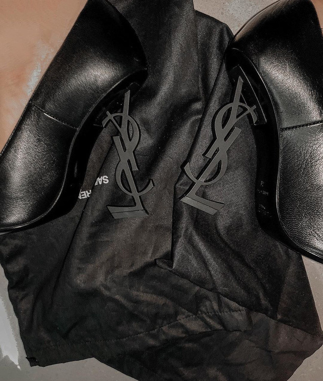 Khi bạn đang bận l&#234;n mạng t&#225;n d&#243;c mỗi ng&#224;y, nhiều g&#225;i đẹp đ&#227; c&#243; nh&#224; c&#243; xe từ năm 19 tuổi - Ảnh 11.