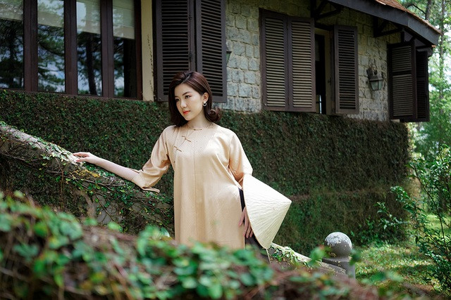 “Tiểu tam” Lương Thanh tiết lộ sự thật sau tin đồn cát-xê cao ngất ngưởng - 9 “Tiểu tam” Lương Thanh tiết lộ sự thật sau tin đồn cát-xê cao ngất ngưởng - 9