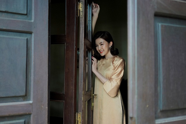 “Tiểu tam” Lương Thanh tiết lộ sự thật sau tin đồn cát-xê cao ngất ngưởng - 10 “Tiểu tam” Lương Thanh tiết lộ sự thật sau tin đồn cát-xê cao ngất ngưởng - 10