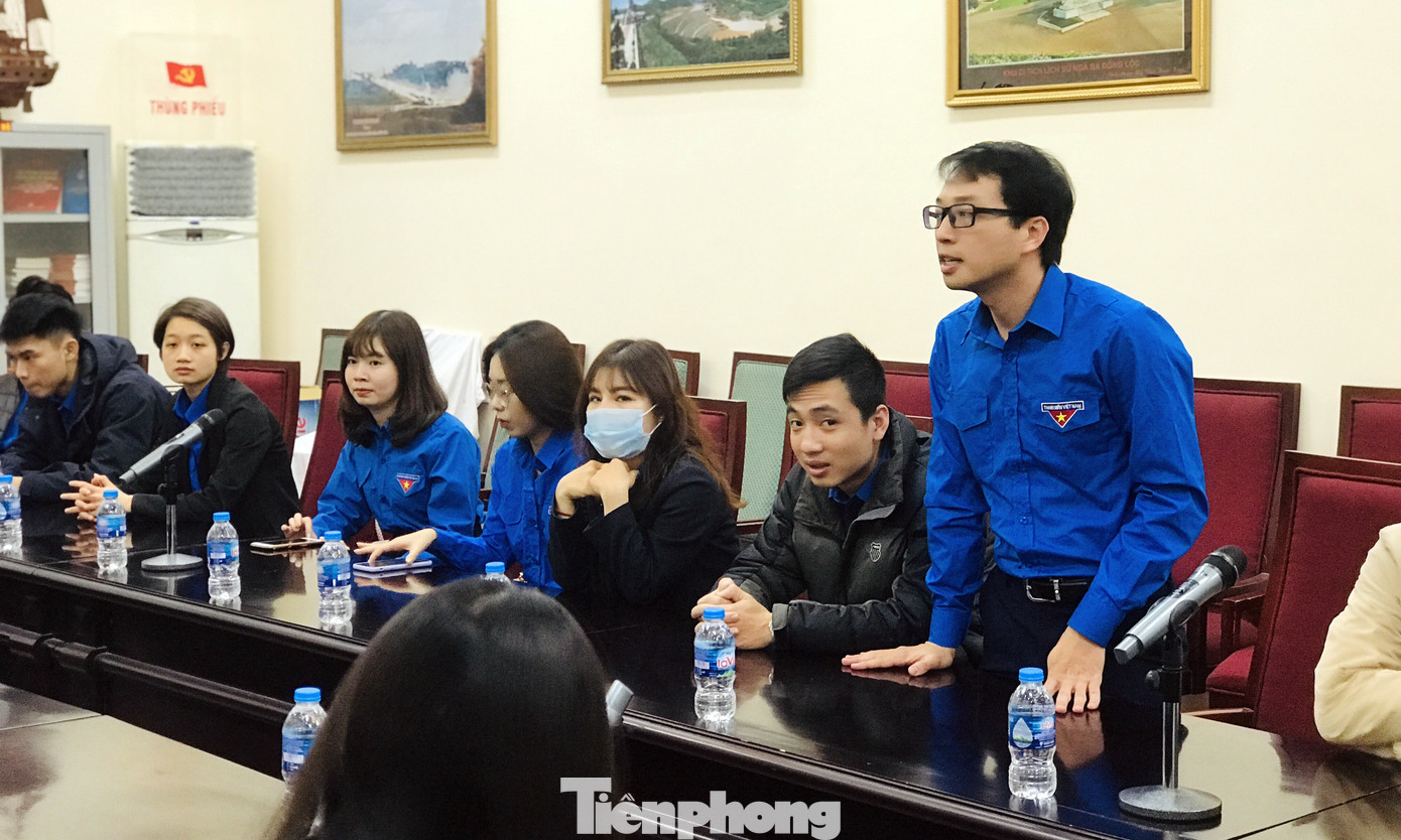 Tham quan bảo tàng Tuổi trẻ Việt Nam nghe về tấm gương các anh hùng trẻ tuổi ảnh 2