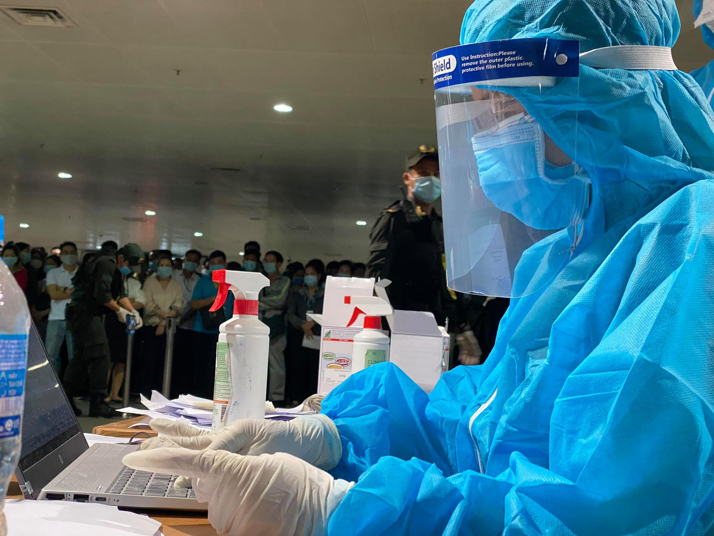 Bệnh viện Quân y tìm được 154 trường hợp liên quan đến ca mắc COVID-19 ảnh 1