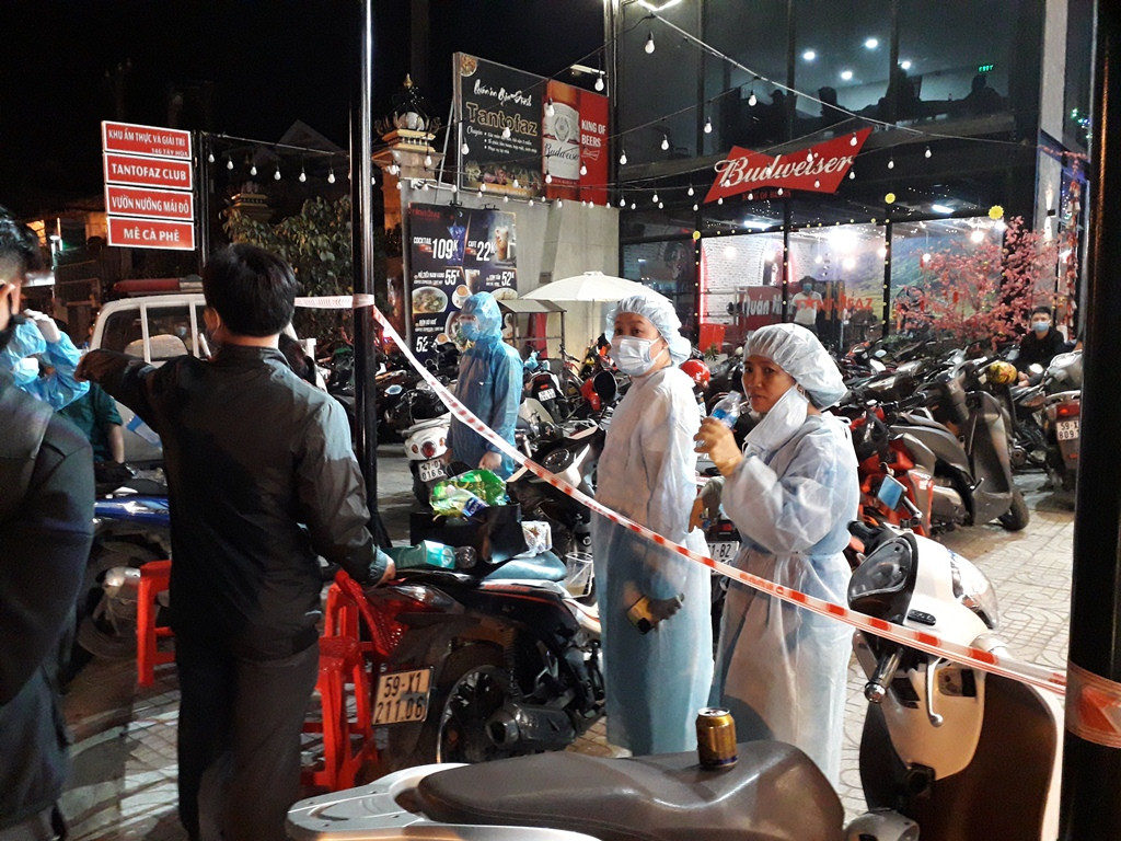 Xuyên đêm truy vết ca nghi mắc COVID-19 ở TP Thủ Đức ảnh 6