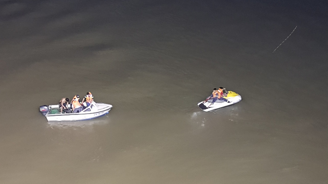 Một cán bộ Cục thuế Thanh Hoá nhảy cầu tự tử ảnh 1