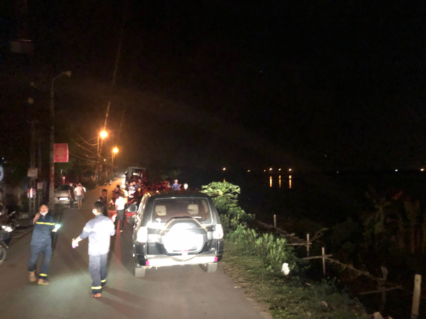 Một cán bộ Cục thuế Thanh Hoá nhảy cầu tự tử ảnh 2