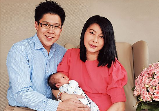 Bất ngờ với cách nuôi dạy con của những 'Nữ hoàng' làng thể thao ảnh 3