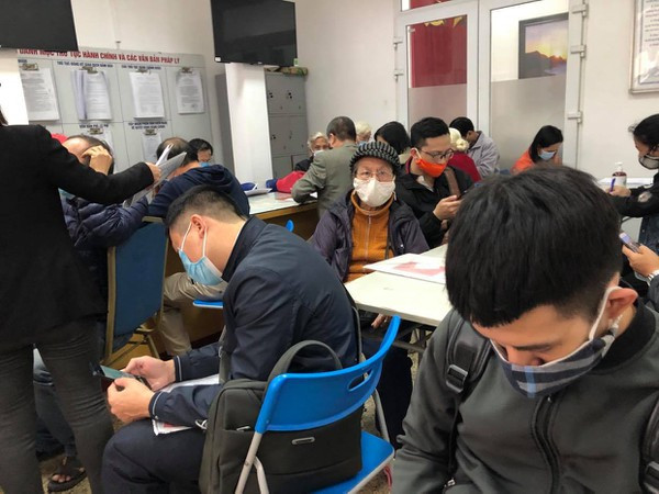 Lo mất thêm tiền, người dân Thủ đô đổ xô đi xóa nợ tiền sử dụng đất ảnh 4