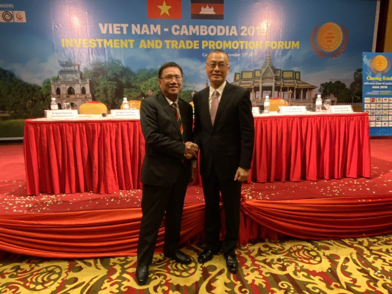 Chủ tịch Busadco lọt Top 10 “nhà quản lý, trí thức tiêu biểu” ASIA 2019 ảnh 2