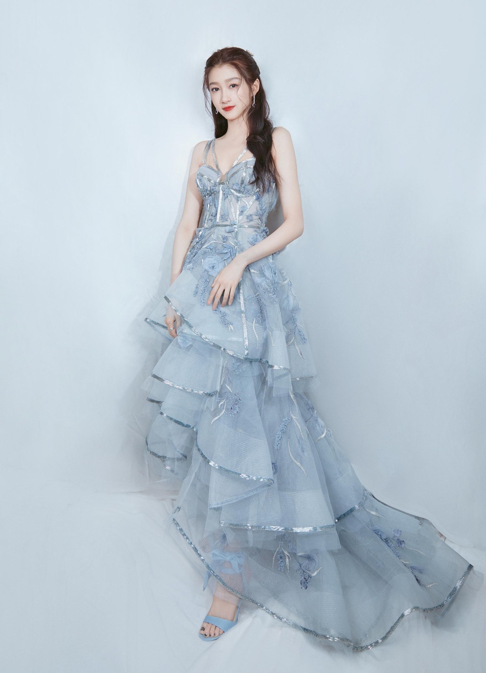 Loạt mỹ nhân Hoa ngữ khoe sắc vóc cực phẩm tại sự kiện Lễ độc thân ảnh 1