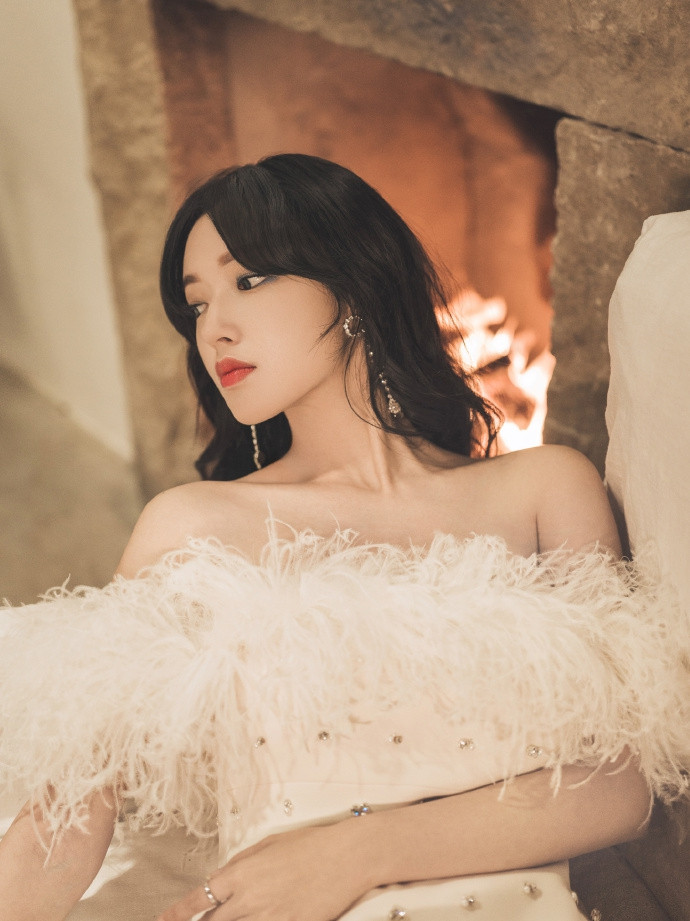 Loạt mỹ nhân Hoa ngữ khoe sắc vóc cực phẩm tại sự kiện Lễ độc thân ảnh 14