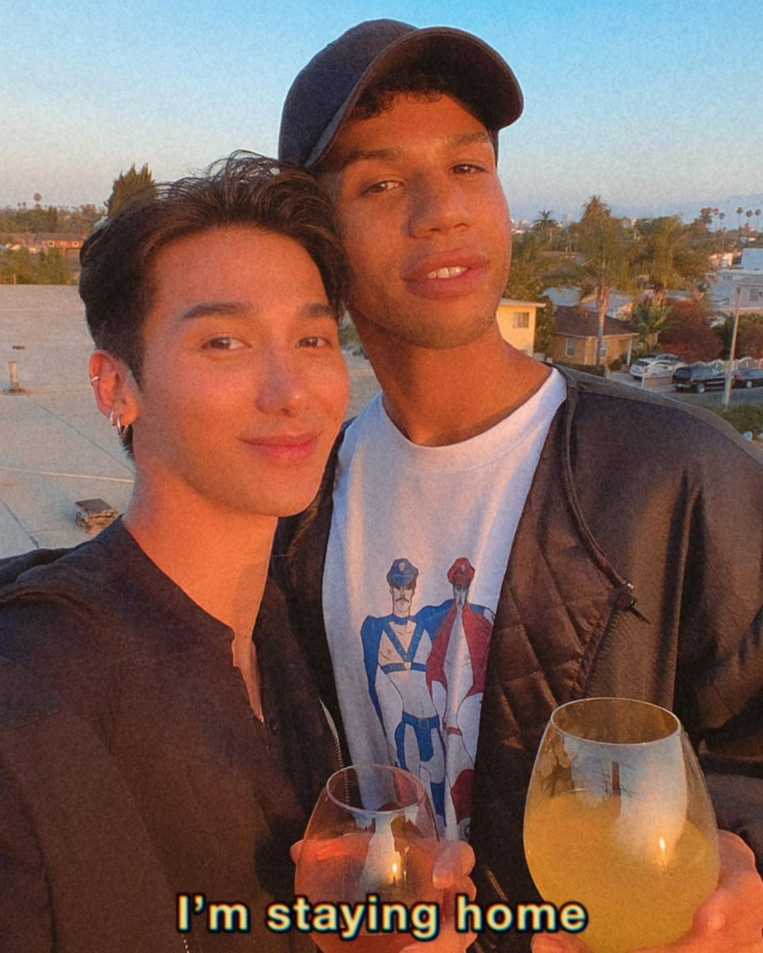 Vẻ đẹp phi giới tính của drag queen gốc Việt nổi tiếng qua show truyền hình Mỹ ảnh 12