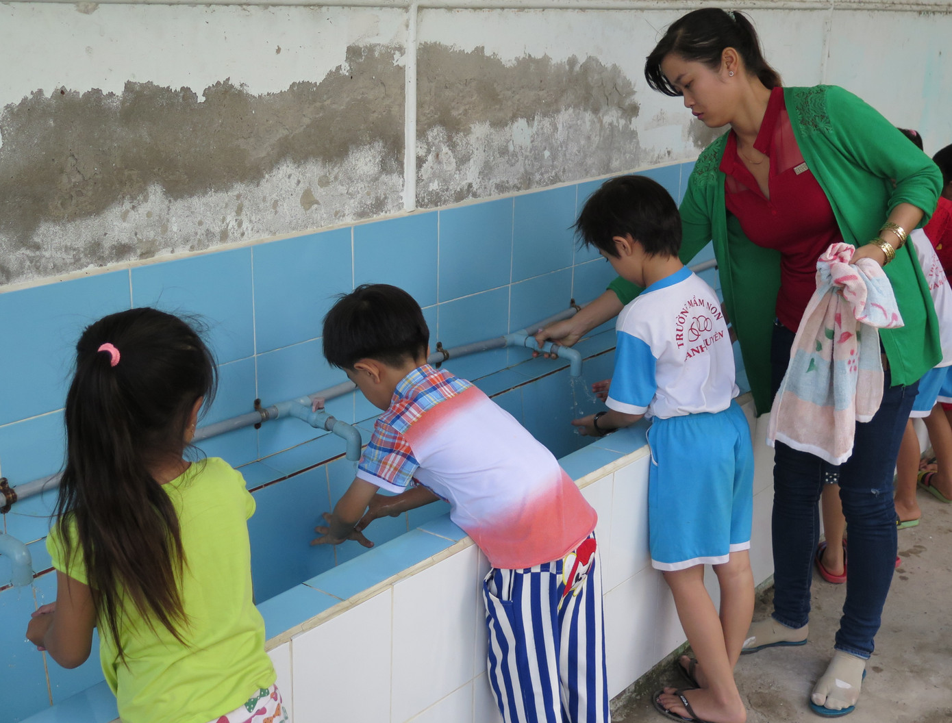 Lễ khai giảng đặc biệt trong mùa COVID-19: Nơi trực tuyến, nơi khai giảng trong lớp học ảnh 13