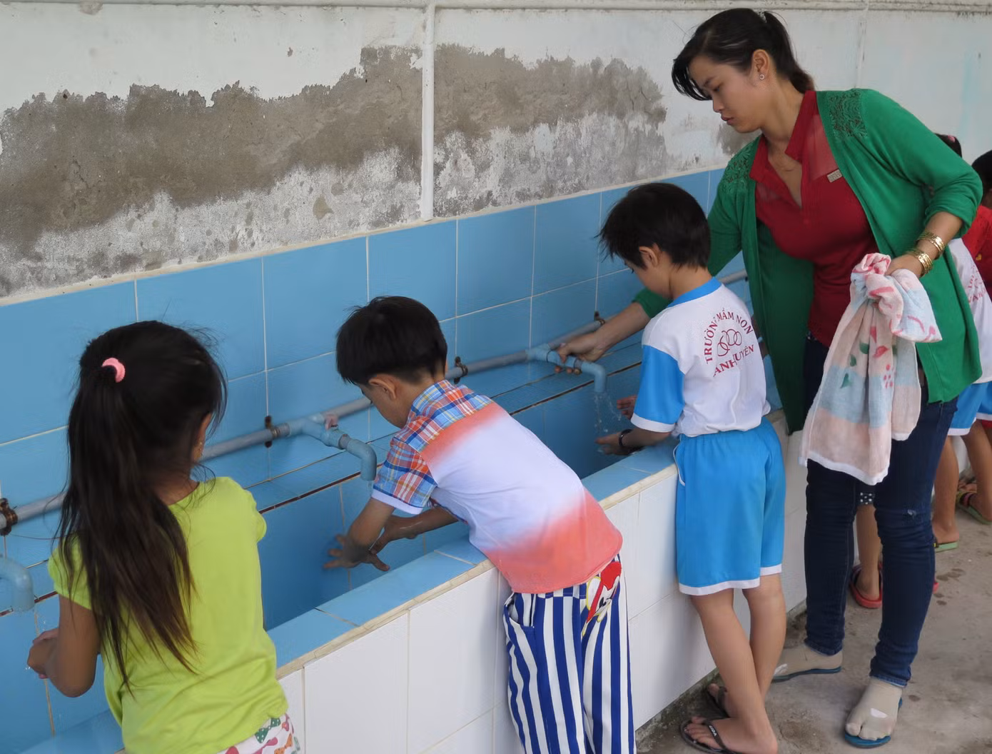 Lễ khai giảng đặc biệt trong mùa COVID-19: Nơi trực tuyến, nơi khai giảng trong lớp học ảnh 13
