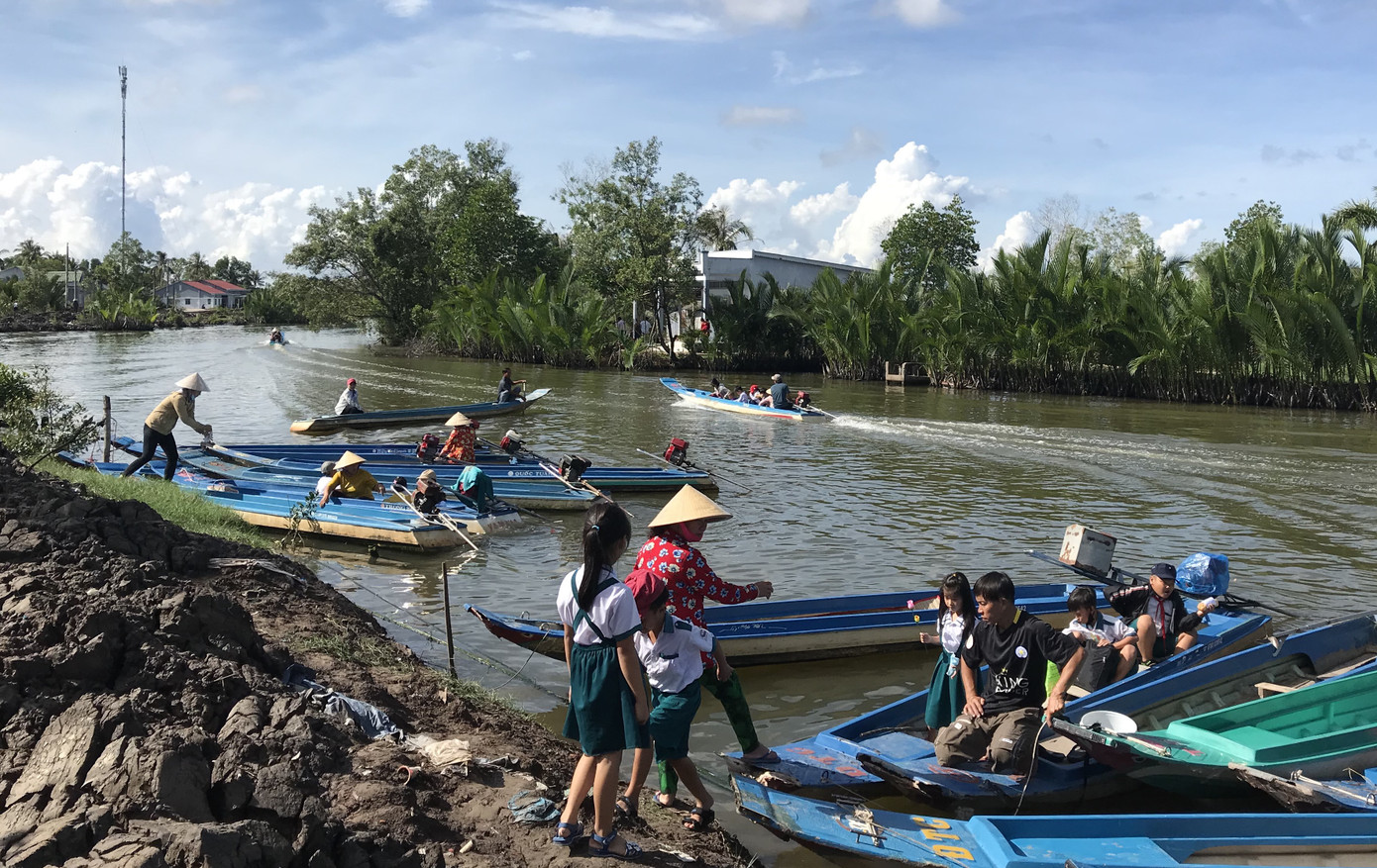 Lễ khai giảng đặc biệt trong mùa COVID-19: Nơi trực tuyến, nơi khai giảng trong lớp học ảnh 15